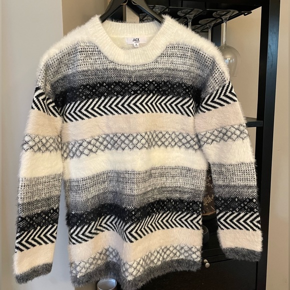 Jack by bb Dakota cozy sweater - size small - Picture 2 of 5